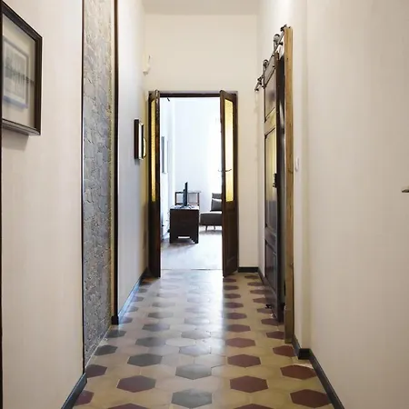 Parco Ducale Elegant Con Balcone Apartamento *